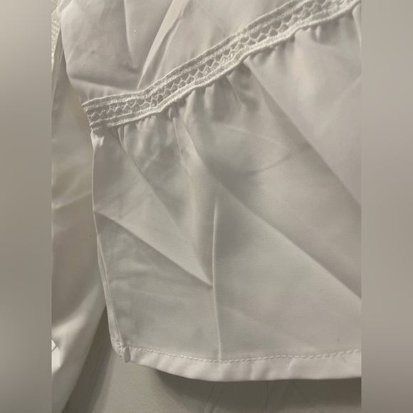 Beautiful White Lace Trim Cardigan - Picture 5 of 5